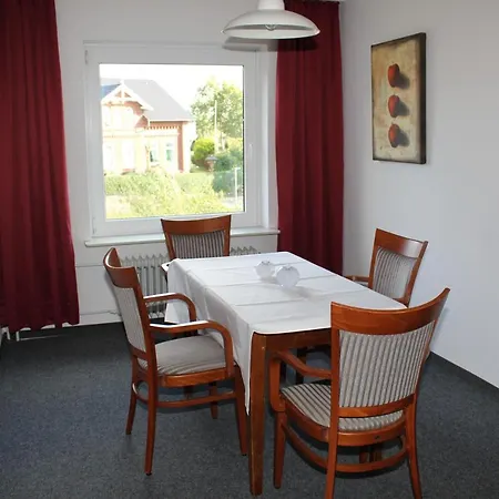 Hotel Zur Treene 3*